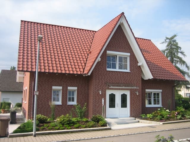 Einfamilienhaus, nordisch verklinkert, in Köngen